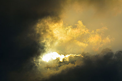 18歲禁黃：禁黃政策顯成效，青少年成長環(huán)境更健康