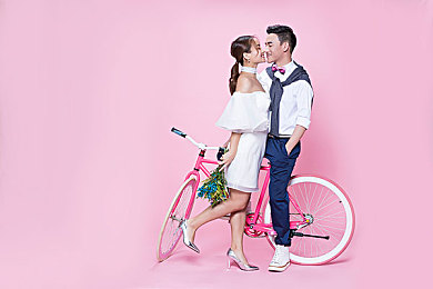 Japanese   老師：日語(yǔ)達(dá)人小林：文化融入課堂，教學(xué)成果斐然