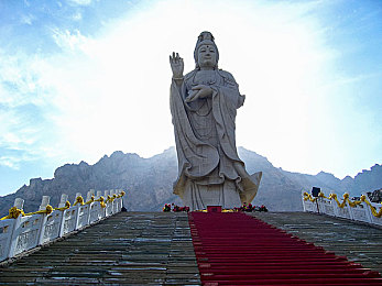 Japanese   老師：日語(yǔ)達(dá)人小林：文化融入課堂，教學(xué)成果斐然-2