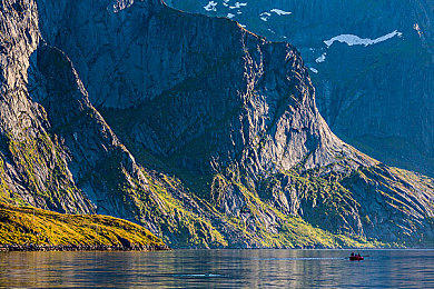 404黃色軟件免費下載:揭秘網絡陷阱:免費軟件下載風險大-2