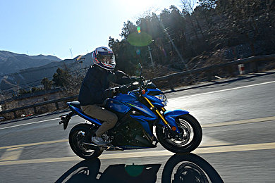 ass富婆私密濃毛pics：網(wǎng)紅私密照引熱議，隱私與自由何去何從？-3