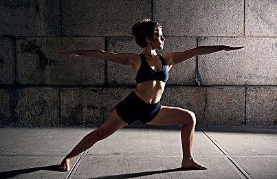 blackedraw黑人嬌?。悍侵迡赡Ｗ呒t，魅力四溢引關(guān)注-2