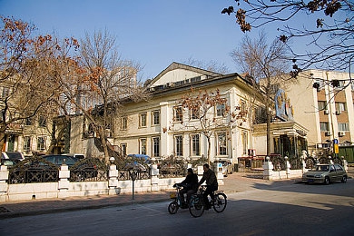 3D   Videos原神刻晴：《原神》刻晴：虛擬劍客，現(xiàn)實魅力-3