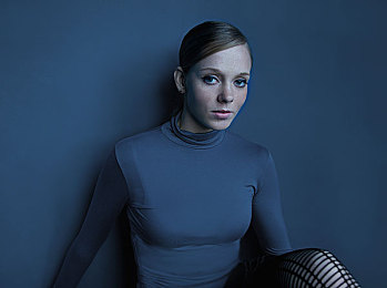 JuliaAnn熟婦大黑炮大戰(zhàn)：熟婦大戰(zhàn)黑炮，新游戲體驗非凡-3